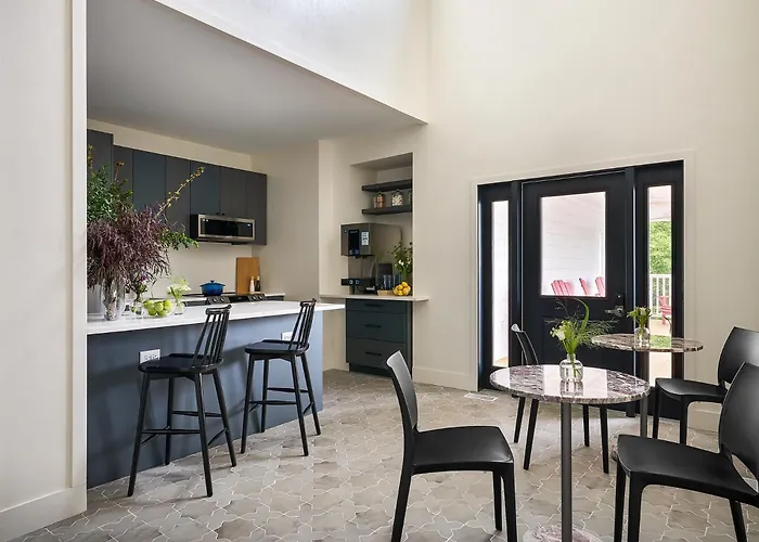 The Neighborhood Hotel - New Buffalo